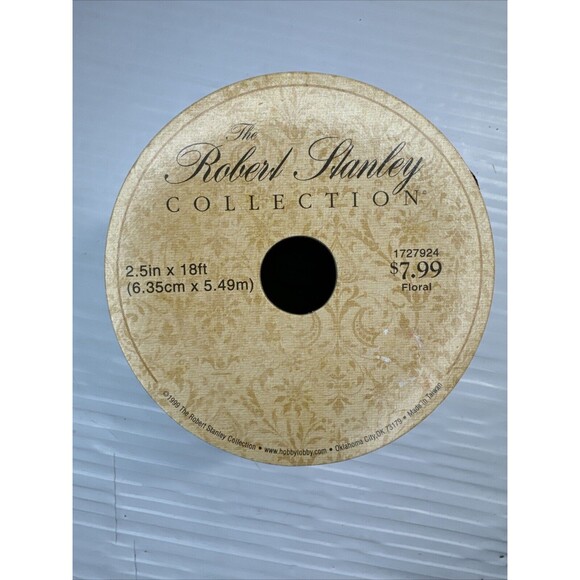 Lot Of 2 Robert Stanley Wired Edge Ribbon 2.5”x18ft Leaves Berries Fall Winter - Picture 5 of 5